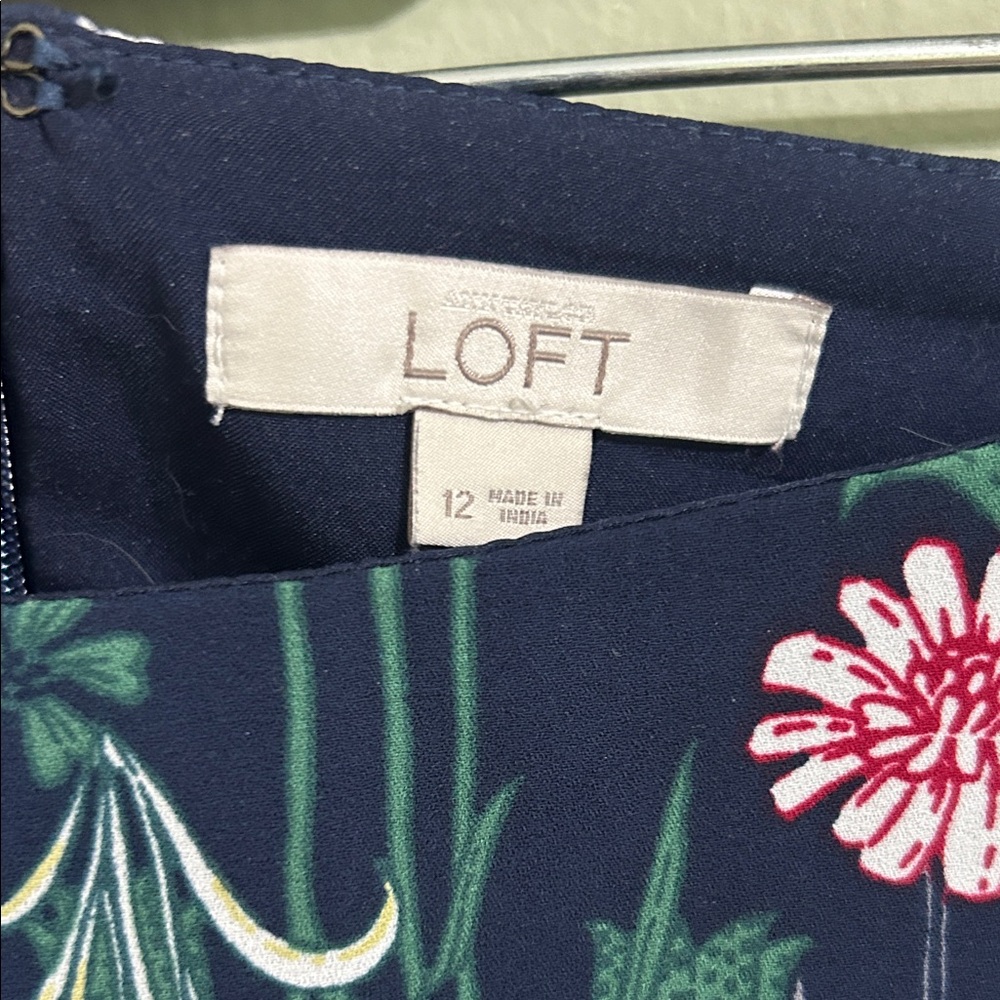 LOFT Navy Floral Pleated Skater Skirt - Picture 2 of 2
